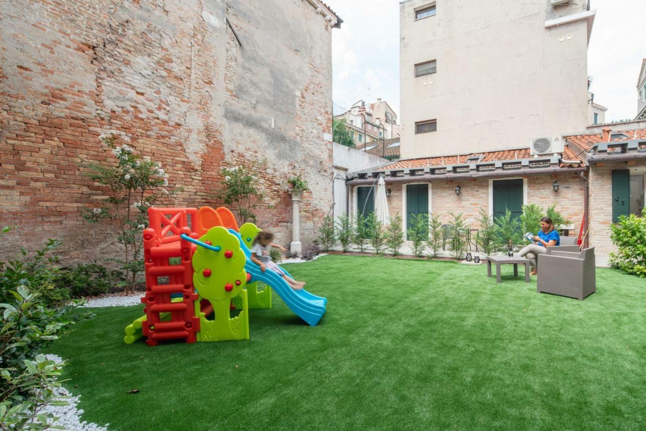 Corte Dei Santi Venesia Bagian luar foto