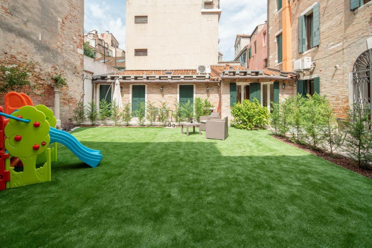 Corte Dei Santi Venesia Bagian luar foto